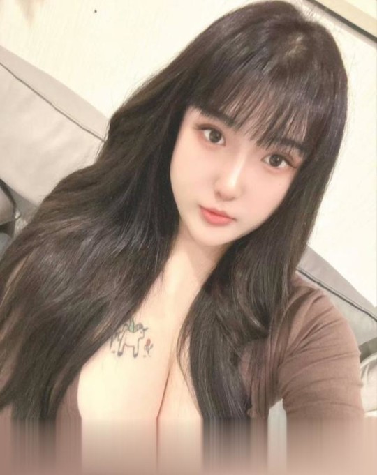 广东-广州番禺美胸丰满妹子玲珑-1.jpg